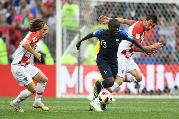 队未来的影 队未来的影