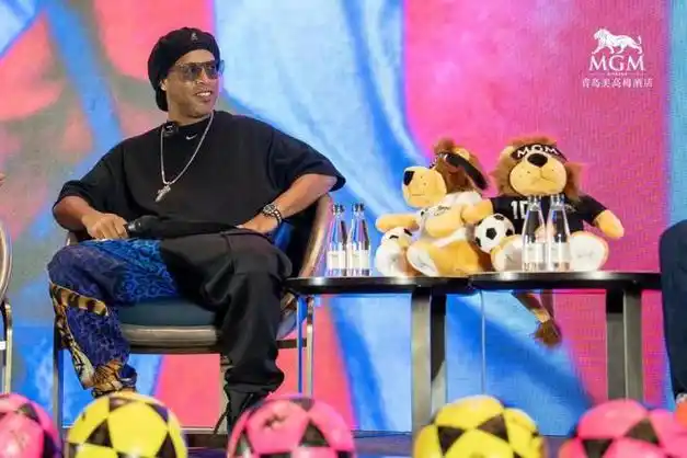 展示了他们 展示了他们